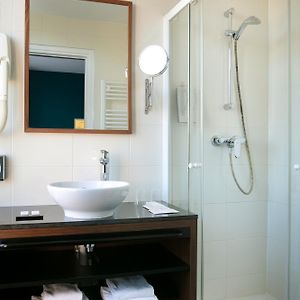 Habitación Estándar con 2 Camas Individuales